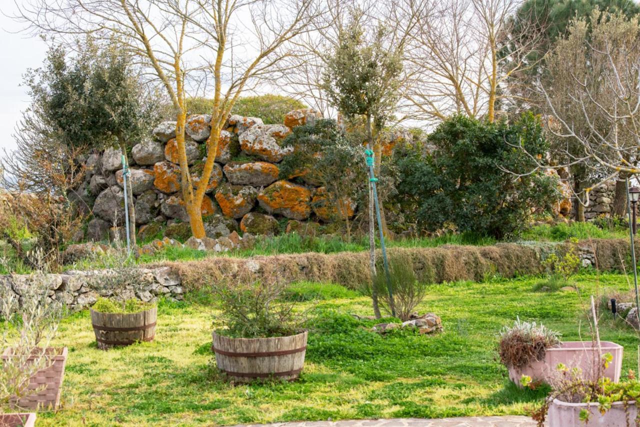 Agriturismo Nuragh'Elighe Sindia Экстерьер фото